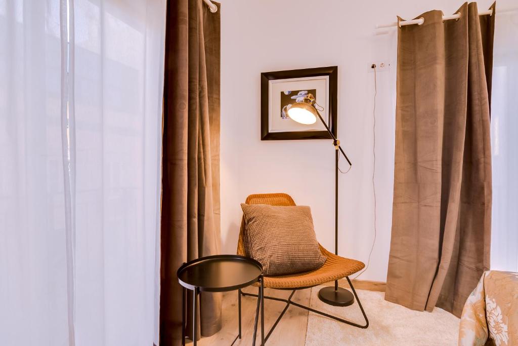 Downtown Lux Apartment room 1